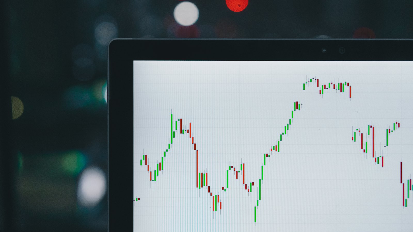 A price chart on a computer monitor