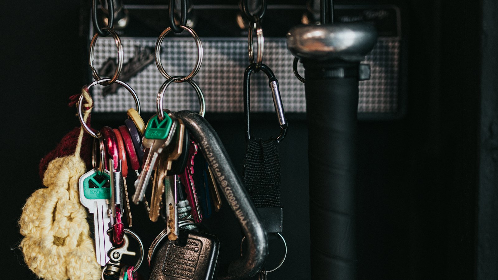 A crowded bunch of keys and keyrings
